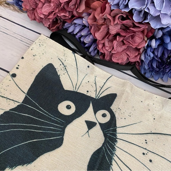 Eco-Friendly Black Cat with Heart Folding Tote Bag - Picture 8 of 12